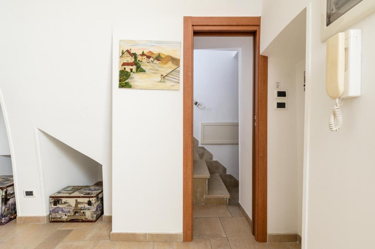 La Terrazza Del Marinaio Apartment Ostuni Luaran gambar